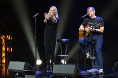 LAUPHEIM, GERMANY - SEPTEMBER 18:  Anna Loos and Jan Josef Liefers perform on stage during the Carl Laemmle Produzentenpreis 2026 (Producer Award) at Schloss Laupheim on September 18, 2026 in Laupheim, Germany. (Photo by Thomas Niedermueller/Getty Images for Carl Laemmle UG)